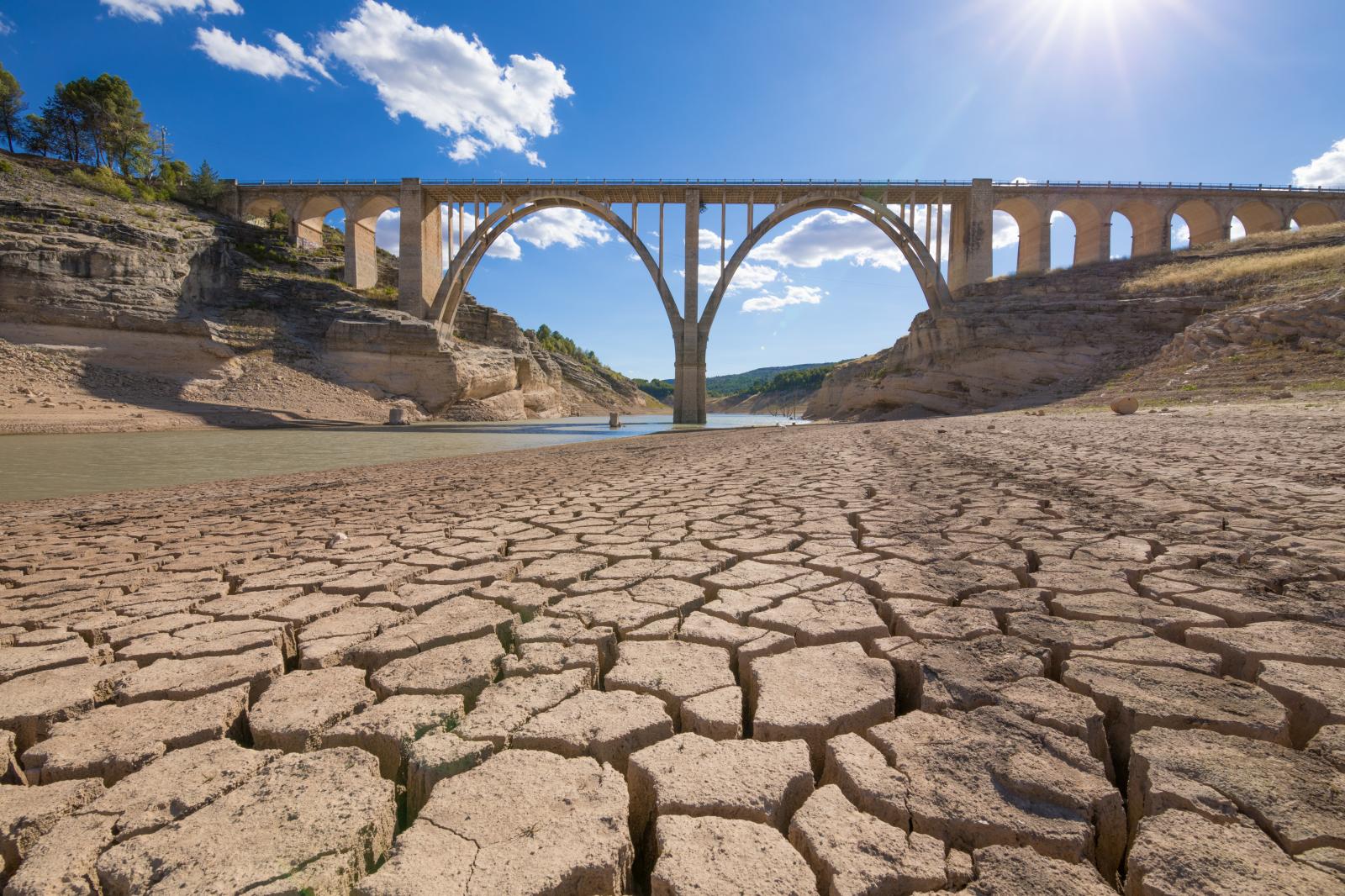 Puente y sequía
